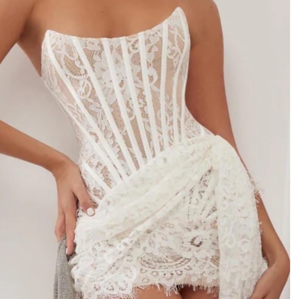 Elegant White Lace Corset Dress